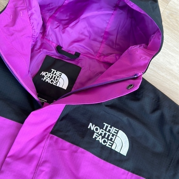 The north face packable jacket stowaway men’s small and medium black and purple - Picture 4 of 11